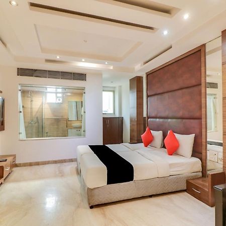 ניו דלהי Townhouse 939 Hotel Gagan Inn Near Satyam Inox Patel Nagar מראה חיצוני תמונה
