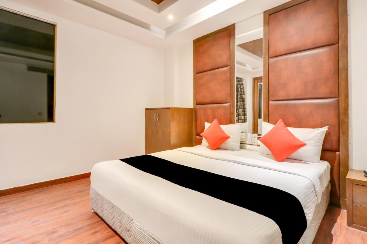 ניו דלהי Townhouse 939 Hotel Gagan Inn Near Satyam Inox Patel Nagar מראה חיצוני תמונה