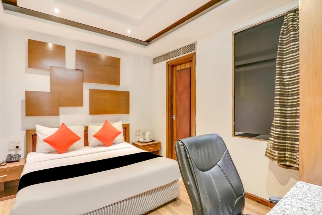 ניו דלהי Townhouse 939 Hotel Gagan Inn Near Satyam Inox Patel Nagar מראה חיצוני תמונה
