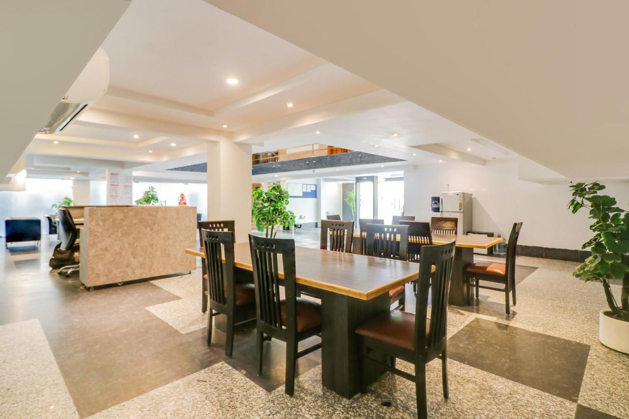 ניו דלהי Townhouse 939 Hotel Gagan Inn Near Satyam Inox Patel Nagar מראה חיצוני תמונה