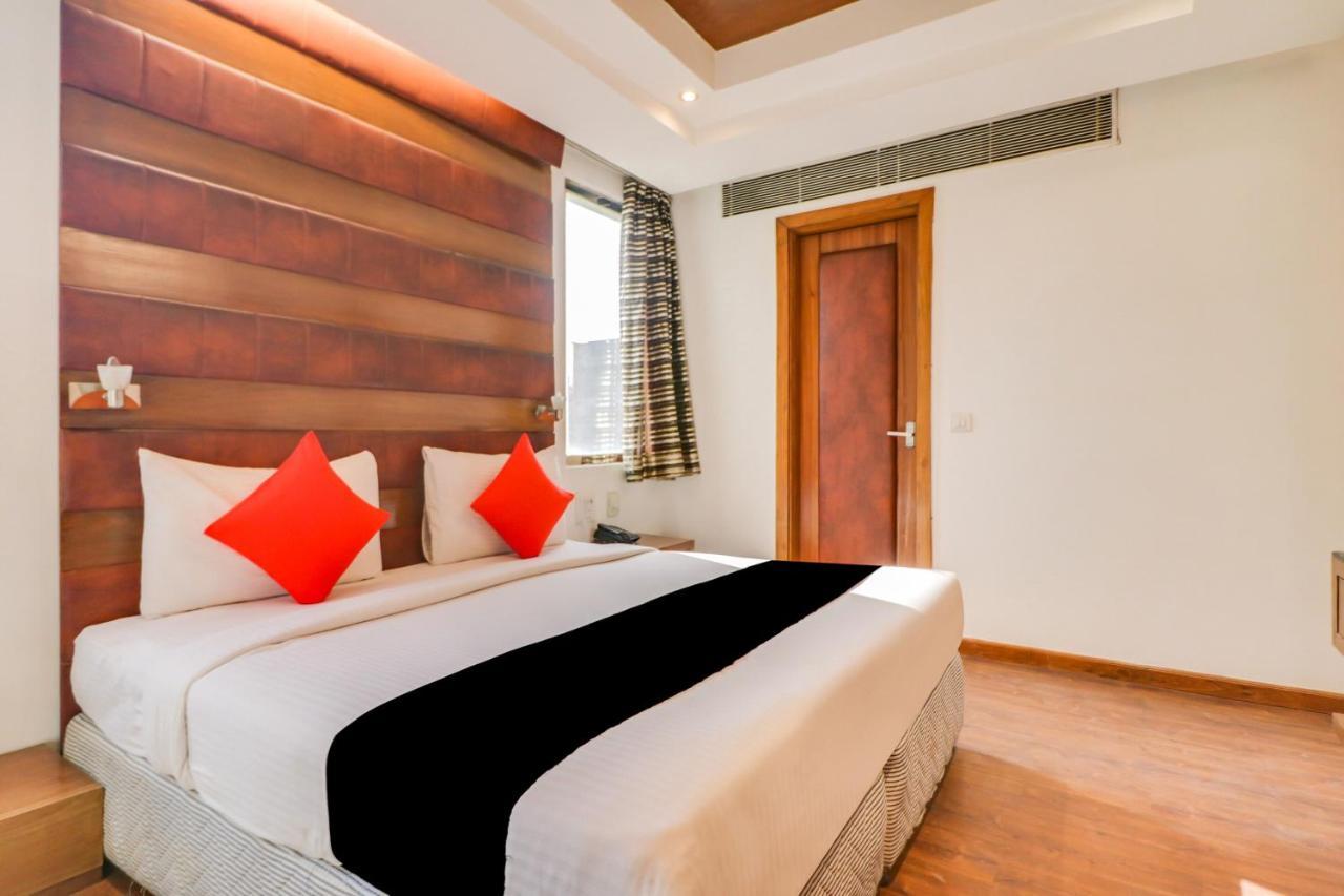 ניו דלהי Townhouse 939 Hotel Gagan Inn Near Satyam Inox Patel Nagar מראה חיצוני תמונה