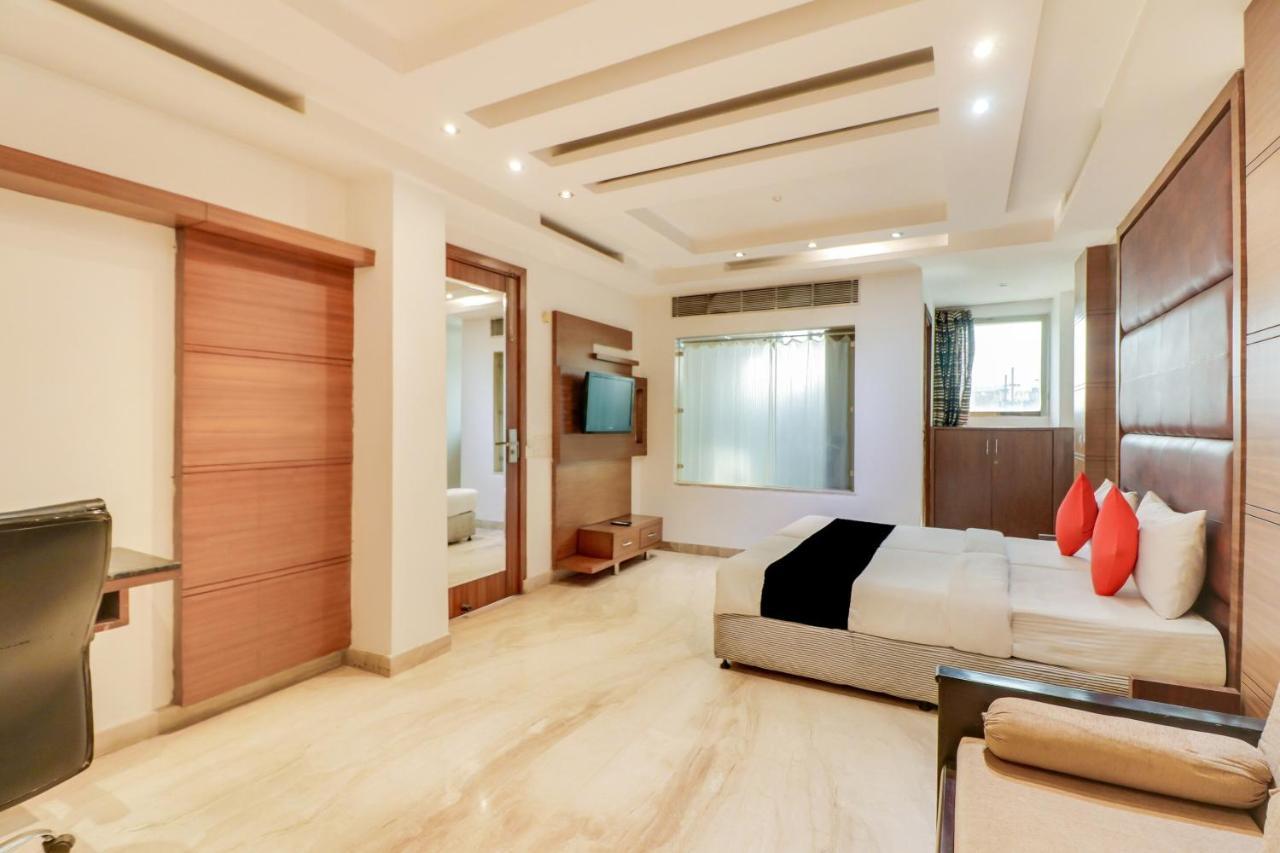 ניו דלהי Townhouse 939 Hotel Gagan Inn Near Satyam Inox Patel Nagar מראה חיצוני תמונה